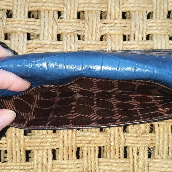 Kate Spade Navy Embossed Wallet Vintage Guc - Picture 7 of 16